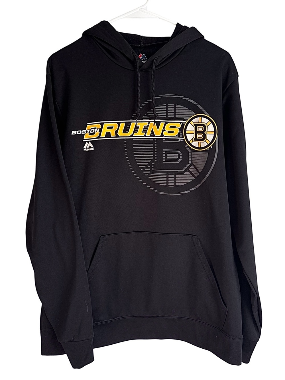 Menโs Majestic Boston Bruins Black Slim/Standard Fit Pullover Hoodie Size Medium